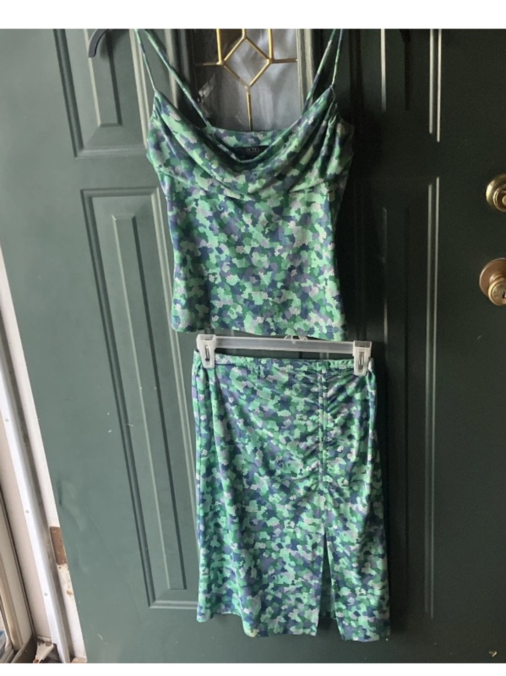 Dana Buchman Green Floral Print Cowl Neck Tank & Skirt Set